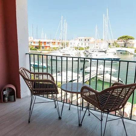 Appartement Terracotta With A View Grimaud